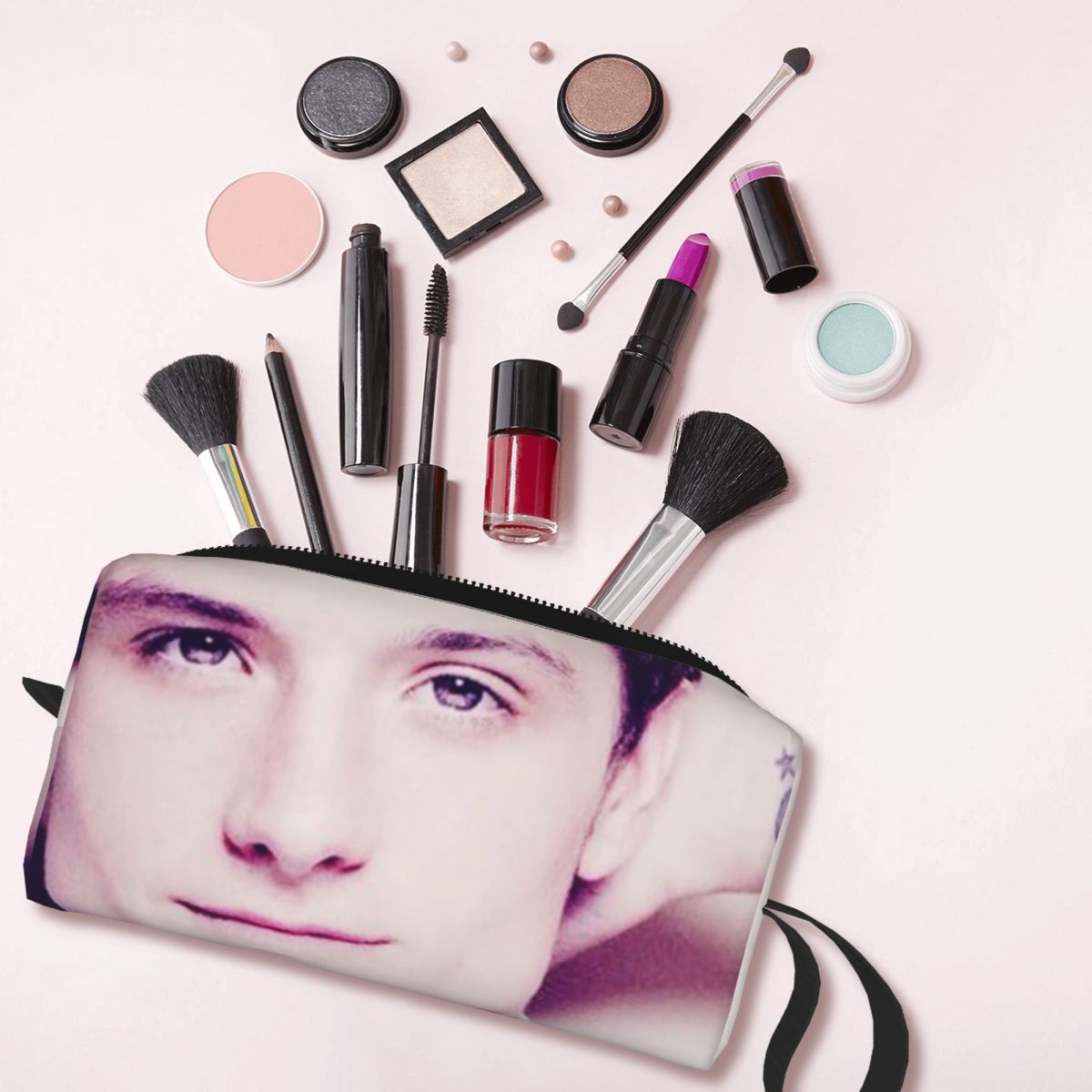 Josh Hutcherson Whistle Meme S - Beauty Makeup Songs avaliação e preço